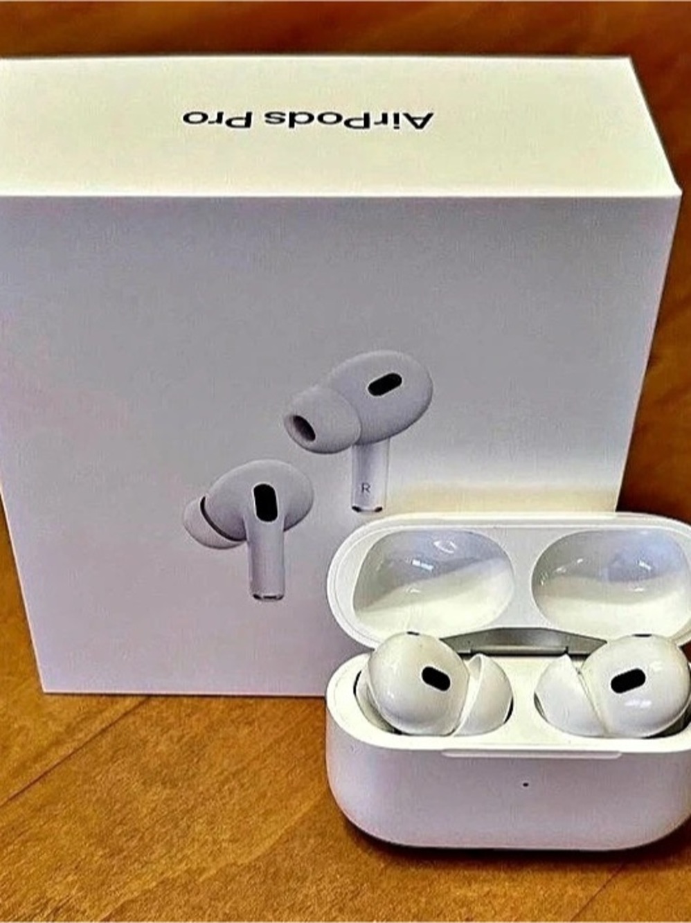 Apple AirPods Pro 3 Wireless Earbuds White